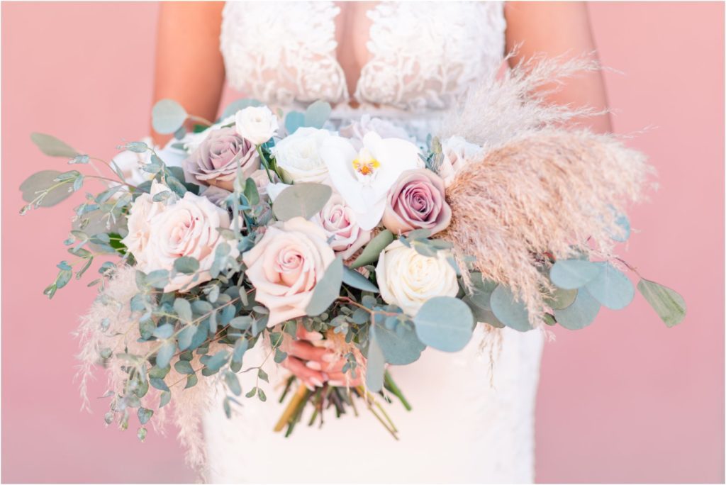 up close photo of bridal bouquet