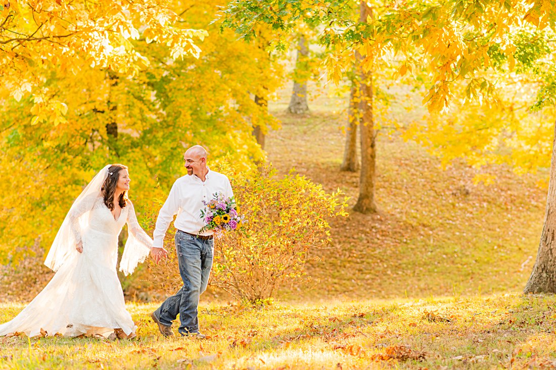 farm wedding in Clarksville in fall photographed by Christy Hunter Photography